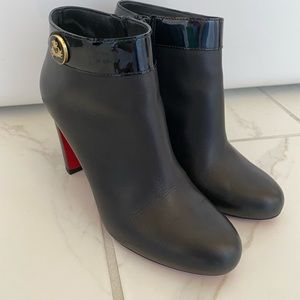 Louboutin CL Boot 85 - booties